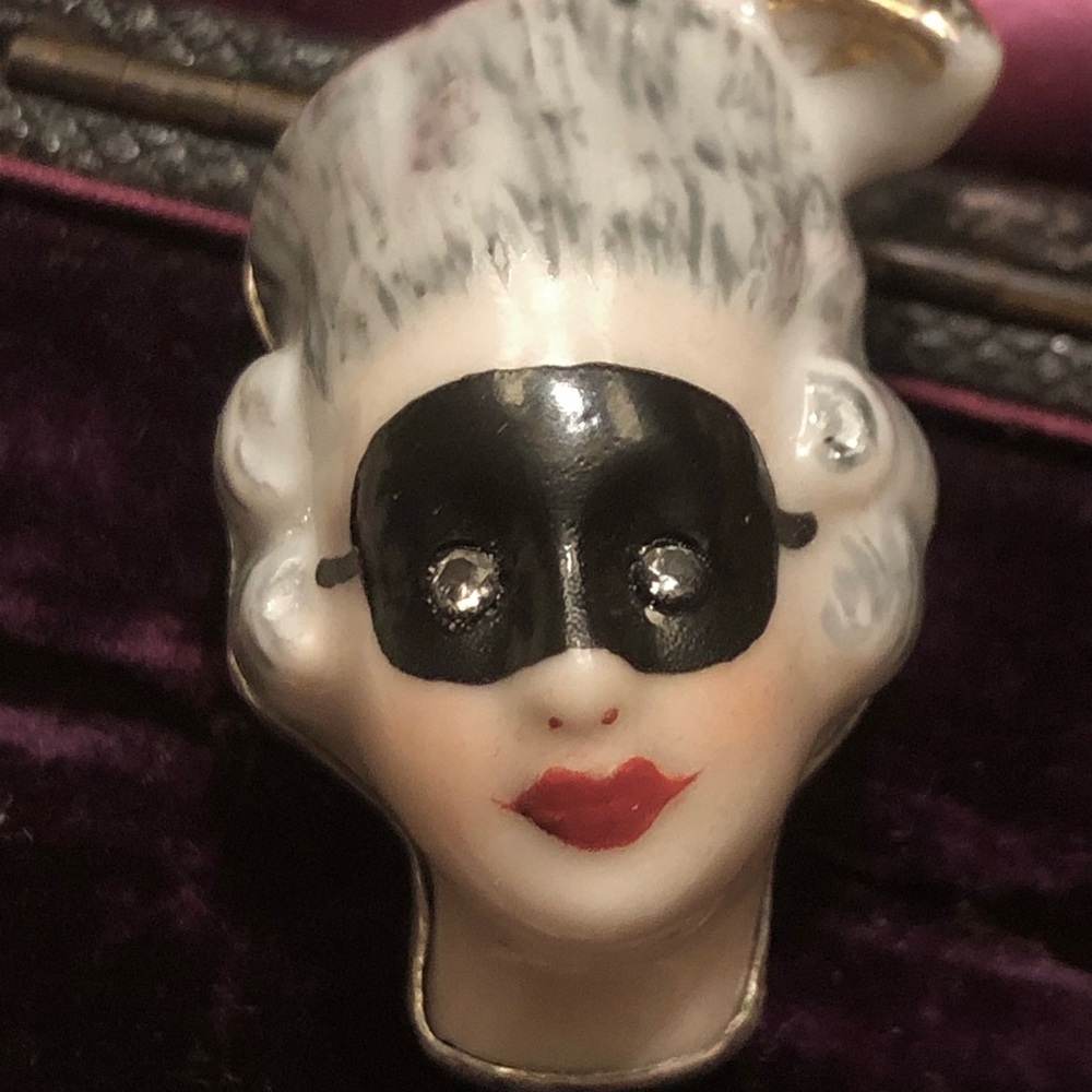Georgian masked patch box charm - Picture 2 of 16